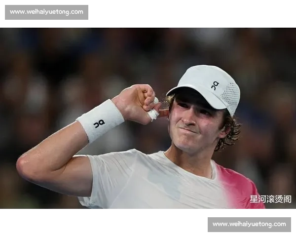 剃光头赴约，献冠军给妈！19 岁丰塞卡书写巴西网球新篇